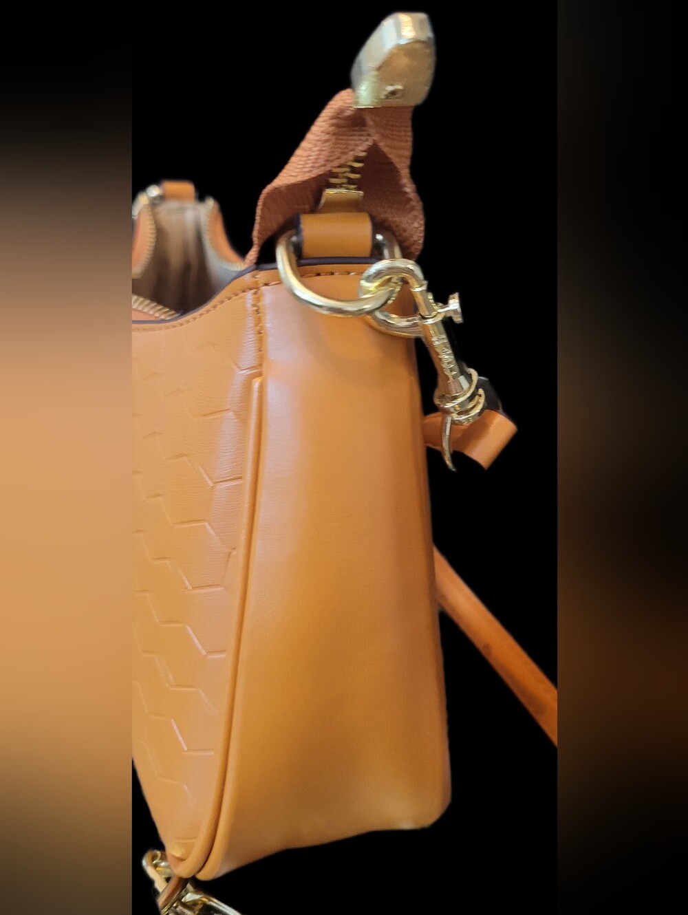 COACH X Disney Winnie the Pooh Brown Leather Shoulder Bag - Picture 7 of 9